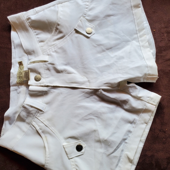 Shorts - Picture 1 of 3